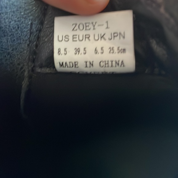 DREAM PAIRS Women's Low Heel Chunky Ankle Boots | Women 8.5 - Picture 5 of 5